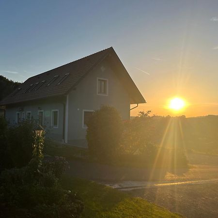 Ferienhaus Am Hof Zotter Ригерсбург Экстерьер фото